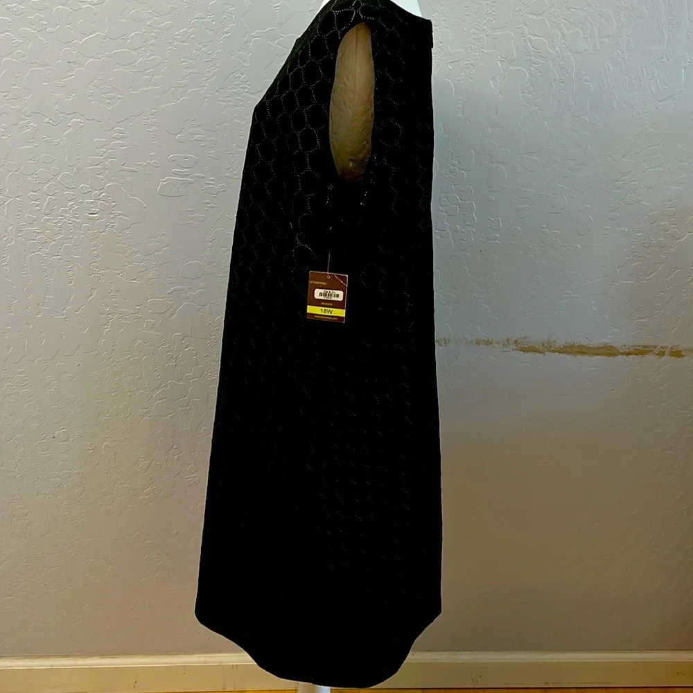 Taylor black mini